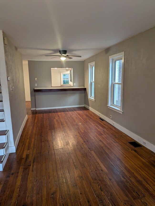 19 Wynnewood Avenue in Haddon Township, NJ - Foto de edificio - Building Photo