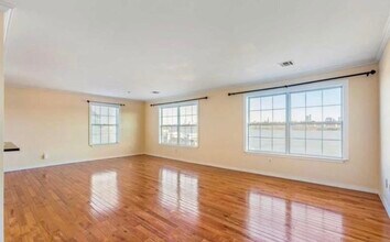 32 Bergen Ridge Rd in North Bergen, NJ - Building Photo - Building Photo