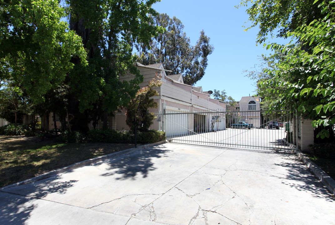 1356-1368 Orange Grove Ave in Pomona, CA - Building Photo