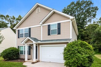 6225 Summerour Place in Charlotte, NC - Building Photo - Building Photo
