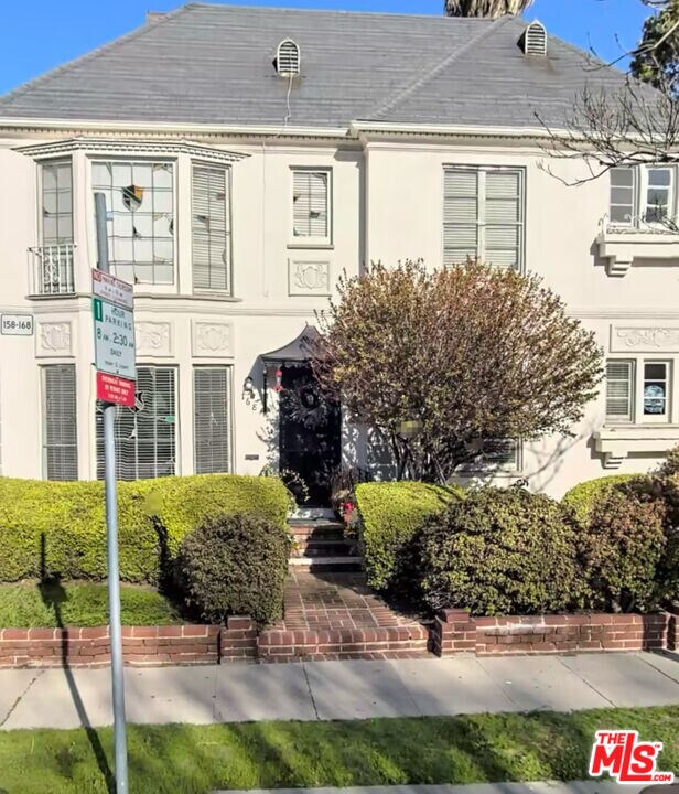 158 S Elm Dr in Beverly Hills, CA - Building Photo