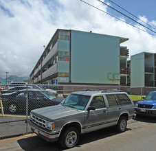 Kalihi Garden in Honolulu, HI - Building Photo - Building Photo