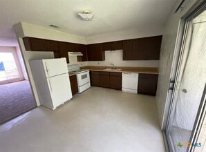 209 Oak Trail Dr in Harker Heights, TX - Building Photo - Building Photo