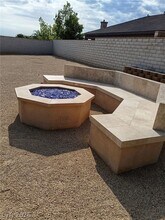 8623 Golden Canyon Rd in Las Vegas, NV - Building Photo - Building Photo