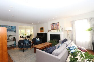 124 Magnolia Ave in Piedmont, CA - Building Photo - Building Photo