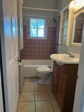 188 W 2nd St in Oswego, NY - Foto de edificio - Building Photo