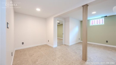 557 Havelock Dr in Waterloo, ON - Building Photo - Building Photo