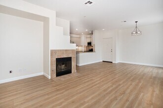 4104 Peninsula Dr in Carlsbad, CA - Building Photo - Building Photo
