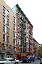 174 Mulberry St in New York, NY - Building Photo - Building Photo