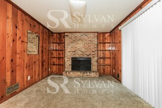 4297 Redan Rd in Stone Mountain, GA - Building Photo - Building Photo