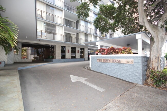 property at 1415 Victoria St
