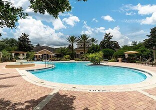 10075 Gate Pky N, Unit 2805 in Jacksonville, FL - Foto de edificio - Building Photo