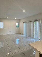 1163 NW 2nd St in Florida City, FL - Building Photo - Building Photo