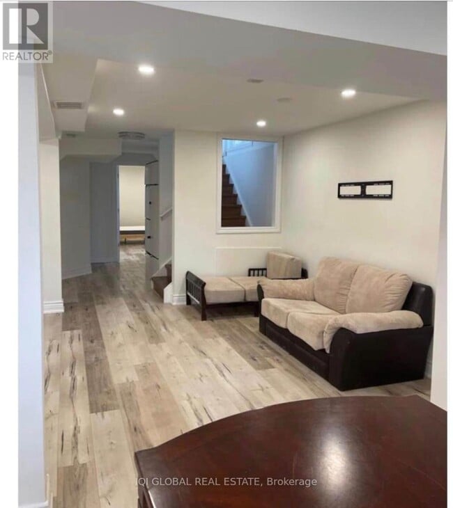 531 Woodspring Ave in East Gwillimbury, ON - Building Photo - Building Photo