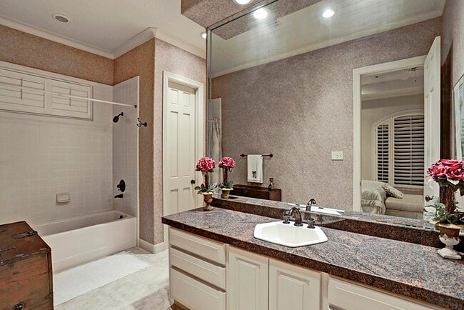 11101 S Country Squire