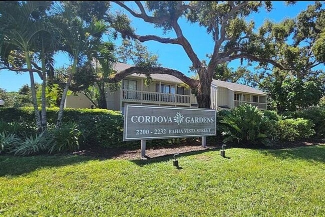 property at 2216 Bahia Vista St