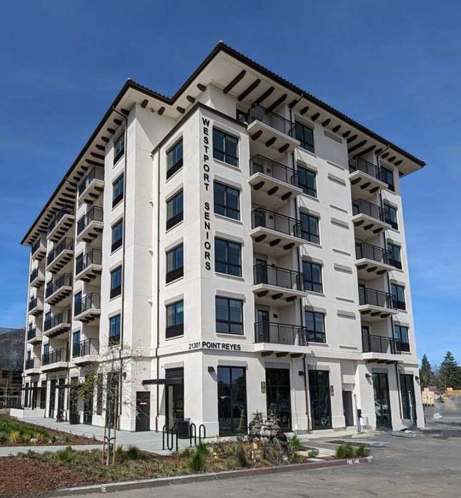Westport Senior in Cupertino, CA - Foto de edificio