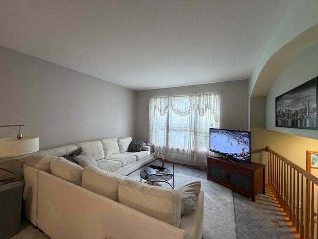 1224 Georgetown Way in Vernon Hills, IL - Building Photo - Building Photo