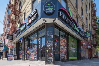 93 Avenue A in New York, NY - Building Photo - Building Photo