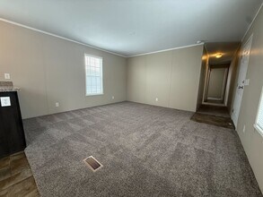 71618 Penny Ct in Romeo, MI - Foto de edificio - Building Photo