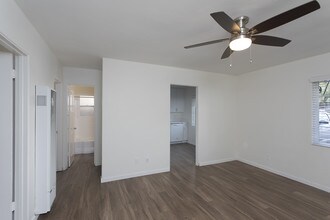 1461 Missouri St-Unit -Unit 1 in San Diego, CA - Building Photo - Building Photo