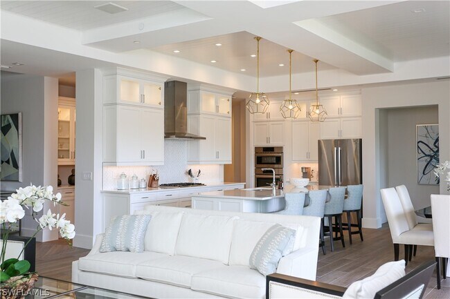 property at 3290 Dorado Ln