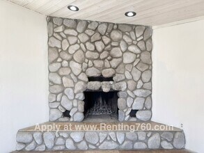 57212 Chipmunk Trail in Yucca Valley, CA - Foto de edificio - Building Photo