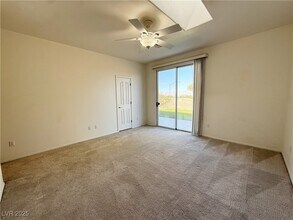 2384 Spirito Ave in Henderson, NV - Building Photo - Building Photo