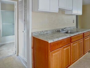 26-28-28 E Pine St. in Millville, NJ - Building Photo - Building Photo