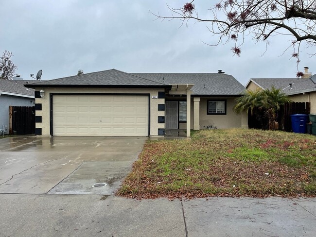 property at 441 N McClure Rd