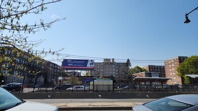 1568 Commonwealth Ave in Boston, MA - Building Photo - Building Photo