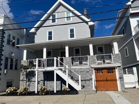 21 S Vassar Square in Ventnor City, NJ - Building Photo