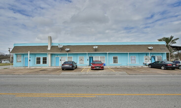 4930 Fm 1765 in Texas City, TX - Building Photo - Building Photo