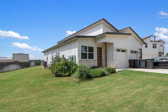 308 2nd St in Georgetown, TX - Building Photo - Building Photo