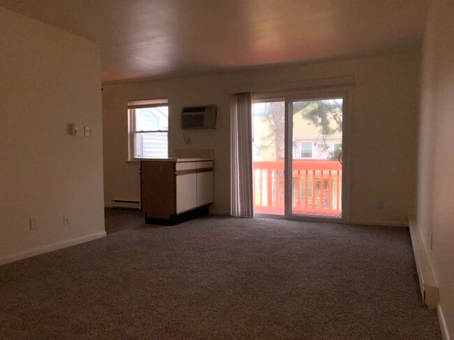 23B Oxford Vlg in Egg Harbor Township, NJ - Building Photo - Building Photo