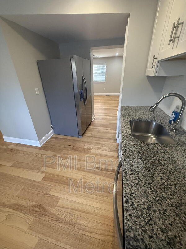 5 Bohn Ct in Rosedale, MD - Building Photo - Building Photo