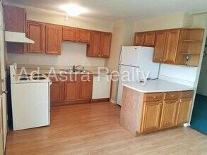 10705 Bristol Terrace in Kansas City, MO - Building Photo - Building Photo