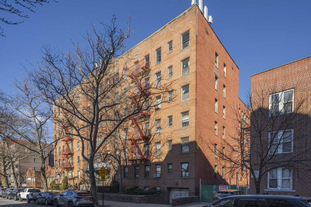359 Ovington Avenue in Brooklyn, NY - Foto de edificio