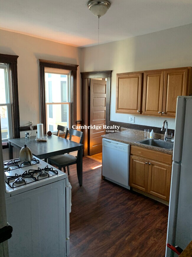 118 Columbia St, Unit 3T