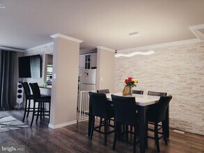 9364 Neil Rd in Philadelphia, PA - Building Photo - Building Photo