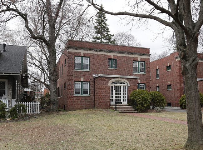 144 Manning Blvd in Albany, NY - Building Photo - Building Photo