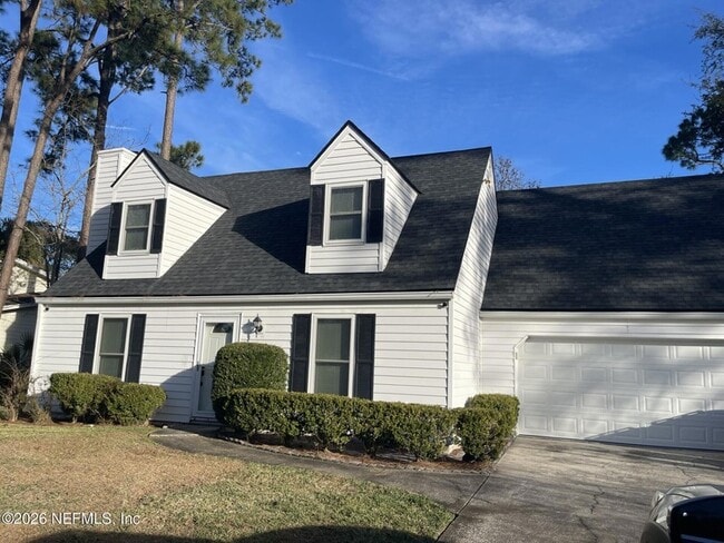 property at 1077 Kings Rd