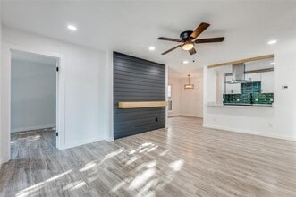 8109 Skillman St in Dallas, TX - Building Photo - Building Photo