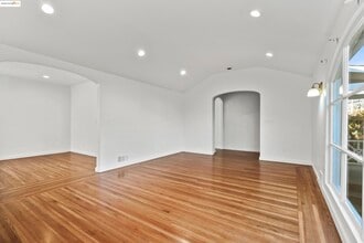 510 Pomona Ave in Albany, CA - Building Photo - Building Photo