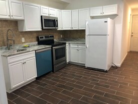 1808 Cecil B. Moore Ave in Philadelphia, PA - Building Photo