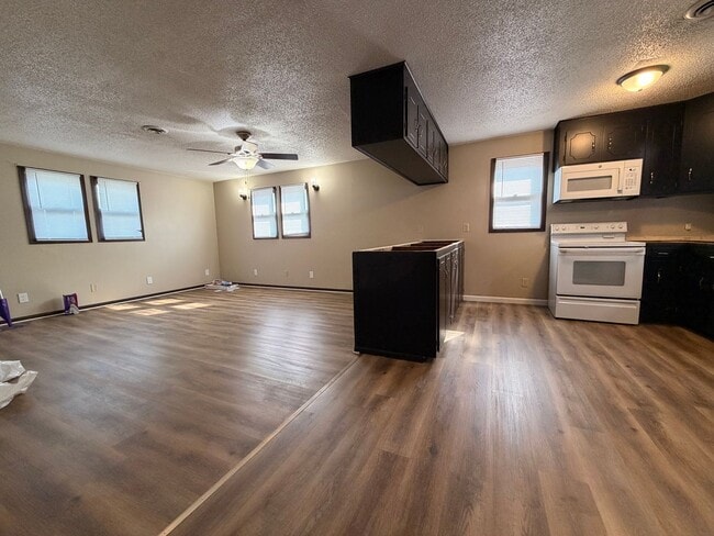 property at 1402 S 24th St
