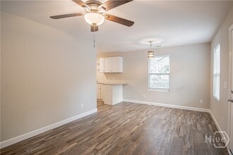 22 Nelson St in Savannah, GA - Building Photo - Building Photo