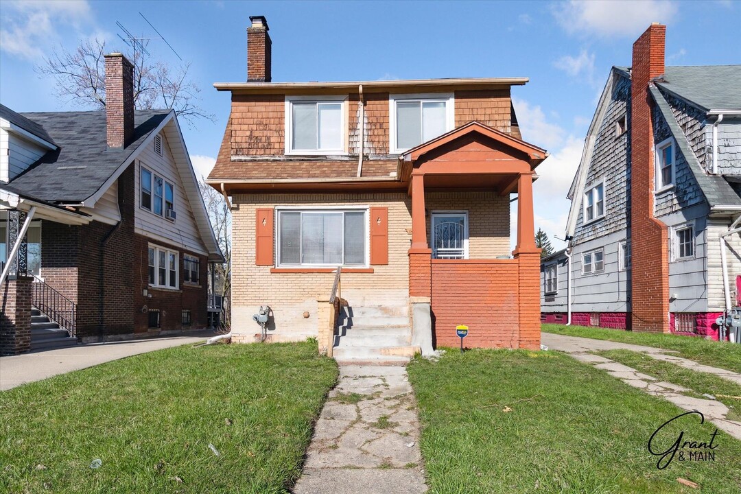 14393 Strathmoor St in Detroit, MI - Foto de edificio