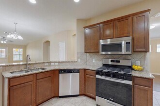 1212 Talley Loop in Buda, TX - Building Photo - Building Photo