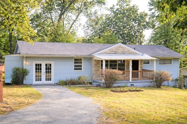 3868 Mark Twain Cir in Chattanooga, TN - Building Photo - Building Photo